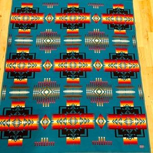 Vintage Pendleton Aztec Print 100% Wool Blanket 65 x 75